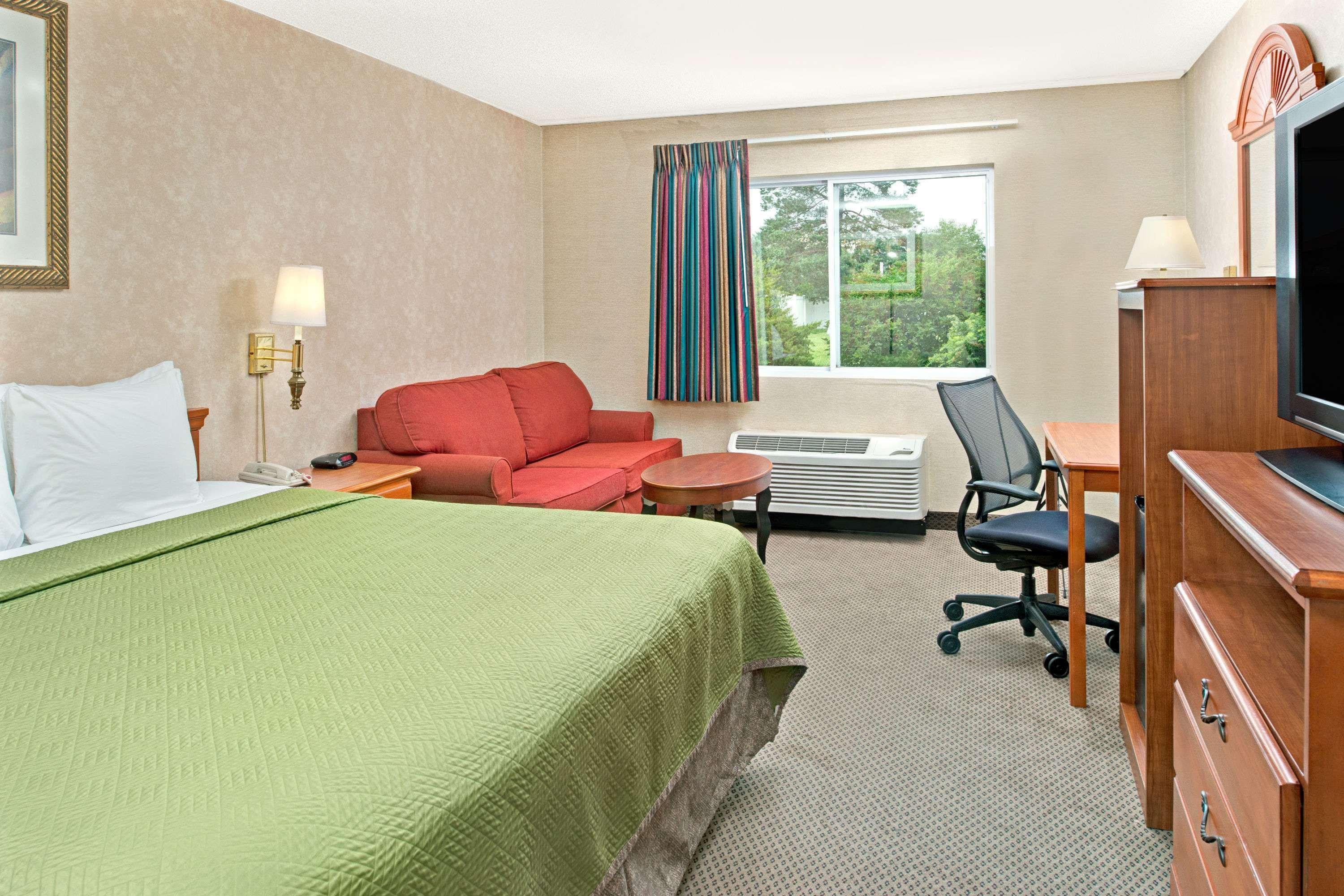 Travelodge By Wyndham Lincoln Airport I-80 Exterior foto